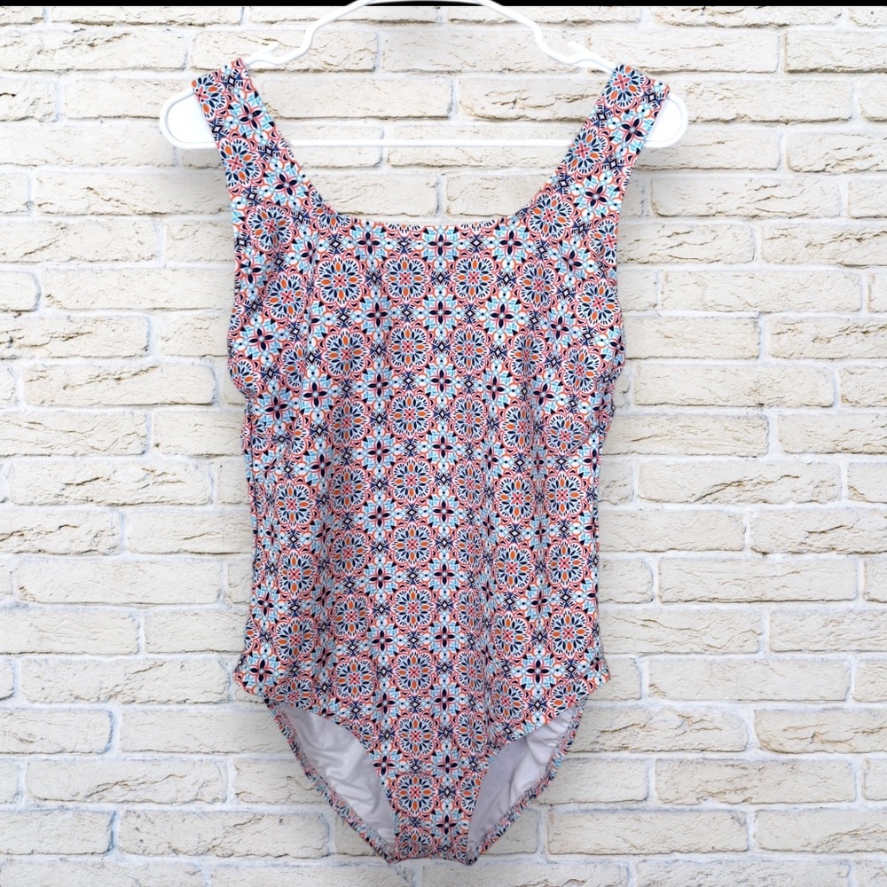 NWT Lands End Women's Size M Medallion Square Neck One Piece Swimsuit Coral Blue